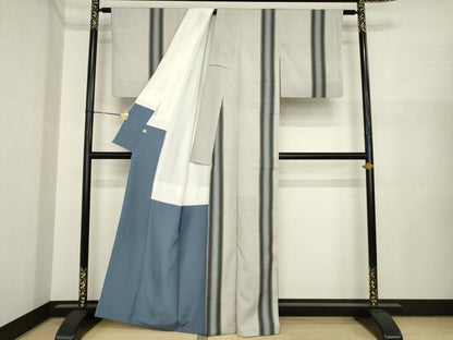 平和屋着物●織りしぼ絣　お召　白新染色　間道　反端付き　正絹　逸品　AABI7541ck