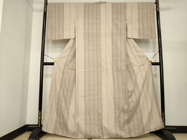 平和屋着物●本場結城紬　重要無形文化財　100亀甲　間道　正絹　逸品　AABI7560ck