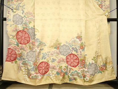平和屋着物●豪華振袖　駒刺繍　絞り　枝花文　松　金彩　正絹　逸品　AABI7571ck