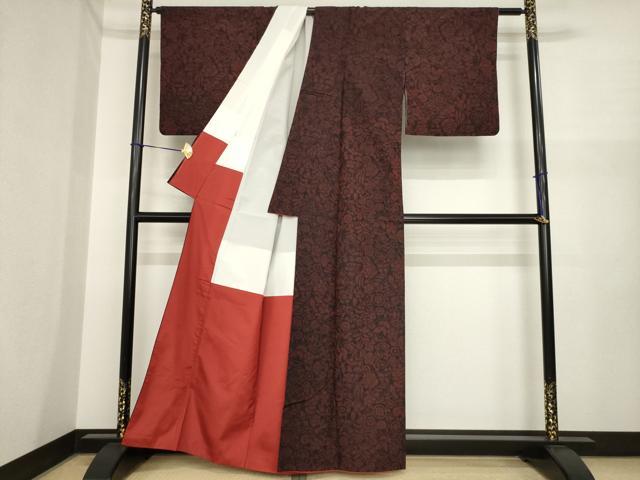 平和屋着物●結城紬　割付き花文　黒地　正絹　逸品　AABI7575ck