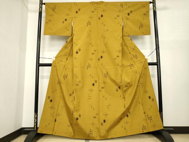平和屋着物●上質な紬　琉球絣文様　正絹　逸品　AABI7590ck