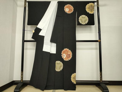平和屋着物●訪問着　雪輪花文　黒地　金彩　鬼しぼ縮緬　正絹　逸品　AABI7593ck