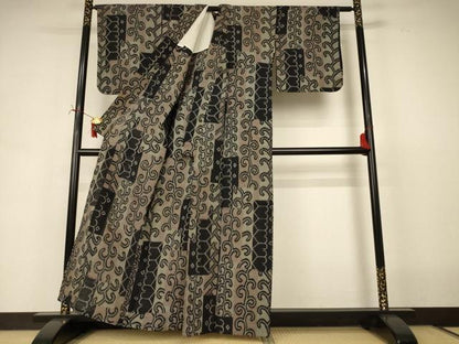 平和屋着物＊夏物　小紋　幾何学文様　AABI7873jd