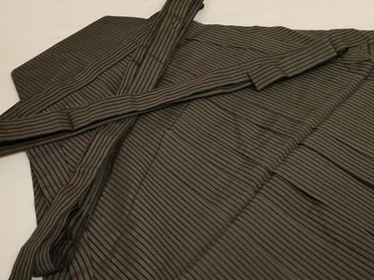 平和屋着物＊夏物　男性　馬乗り袴　縞　正絹　逸品　未使用　AABI7902jd