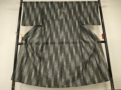 平和屋着物＊夏物　小紋　絽　舞桜文　黒地　洗える着物　AABI7914jd