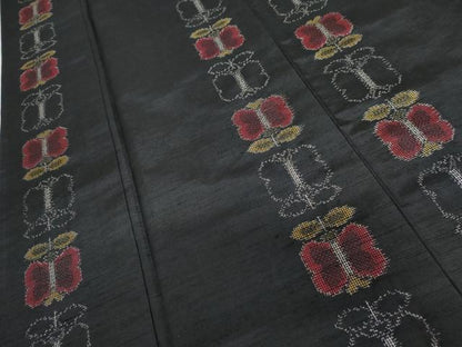 平和屋着物▽上質な紬 　単衣　遠州椿　黒地 　正絹　逸品　未使用　AABI8027cs