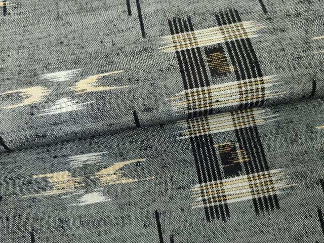 平和屋着物▽上質な紬　単衣　琉球絣文様　正絹　逸品　AABI8059cs