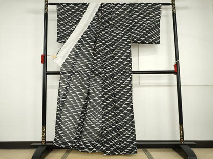 平和屋着物＊夏物　小紋　絽　幾何学文様　洗える着物　AABI8131cs