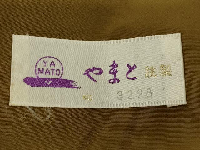 平和屋着物●上質な色無地　花唐草地紋　朽葉色　やまと誂製　正絹　逸品　AABI8181ck