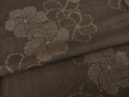 平和屋着物●結城紬　ねじ梅　正絹　逸品　未使用　AABI8201ck