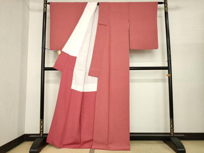 平和屋着物●人間国宝 初代 六谷梅軒(六谷紀久男)錐彫り 重要無形文化 財伊勢型紙 江戸小紋 駒刺繍 鮫小紋柄 正絹 逸品 AABI8202ck