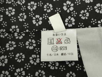 平和屋着物●小紋　舞花文　黒地　ロング丈　洗える着物　AABI8204ck