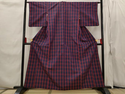 平和屋着物■本場縞大島紬　格子　正絹　逸品　AABI8289st