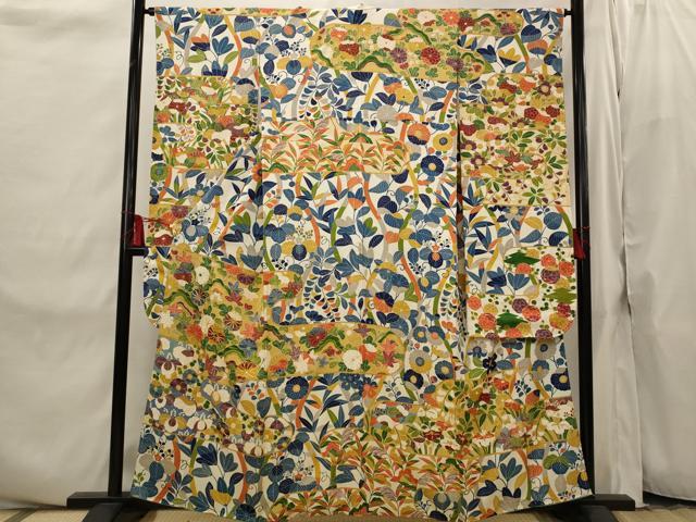 平和屋着物■豪華振袖　駒刺繍　草花文　金彩　正絹　逸品　AABI8302st