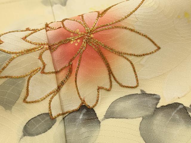 平和屋着物■訪問着　手描き　駒刺繍　草花文　正絹　逸品　AABI8306st