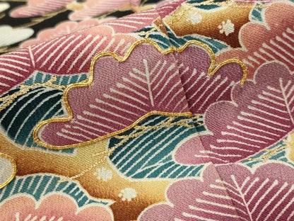 平和屋着物■豪華黒留袖　駒刺繍　流水枝松文　金彩　正絹　逸品　AABI8357st