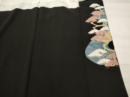 平和屋着物■豪華黒留袖　駒刺繍　流水枝松文　金彩　正絹　逸品　AABI8357st