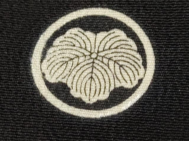 平和屋着物■豪華黒留袖　樹林飛鶴文　暈し染め　金彩　正絹　逸品　AABI8358st
