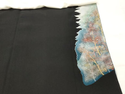 平和屋着物■豪華黒留袖　樹林飛鶴文　暈し染め　金彩　正絹　逸品　AABI8358st