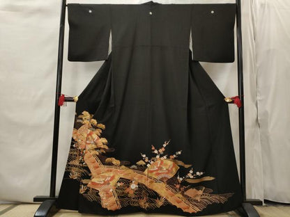 平和屋着物■豪華黒留袖　扇面飛鶴松文　金彩　正絹　逸品　AABI8360st