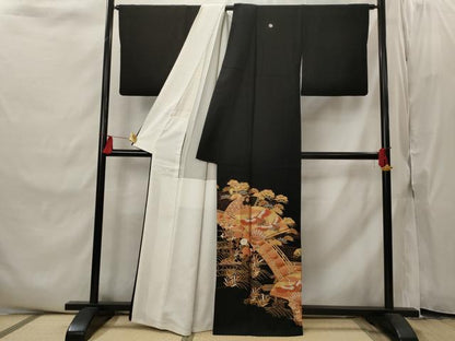 平和屋着物■豪華黒留袖　扇面飛鶴松文　金彩　正絹　逸品　AABI8360st