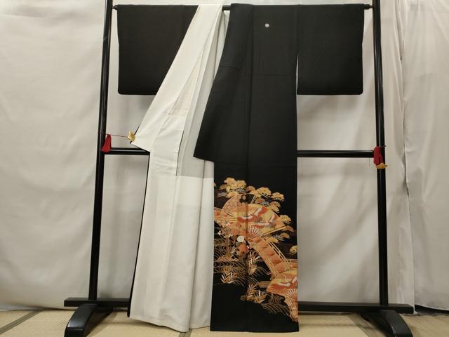 平和屋着物■豪華黒留袖　扇面飛鶴松文　金彩　正絹　逸品　AABI8360st