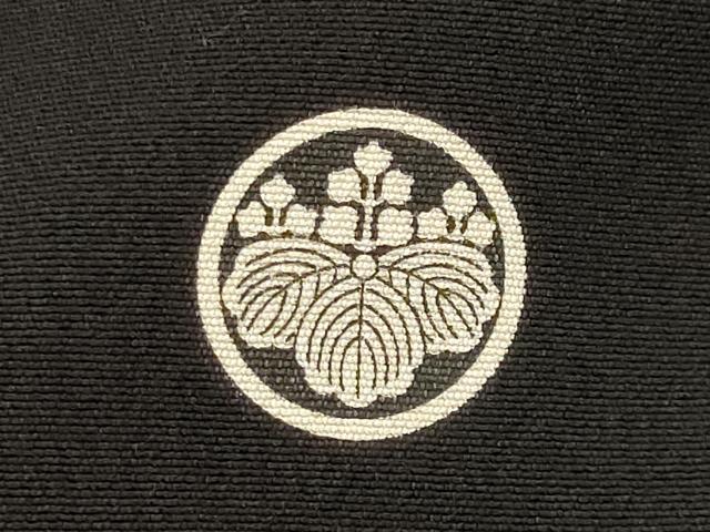 平和屋着物■豪華黒留袖　作家物　駒刺繍　扇面花文　金彩　正絹　逸品　AABI8372st