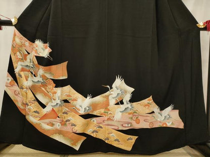 平和屋着物■豪華黒留袖　飛鶴熨斗花松文　金彩　正絹　逸品　AABI8383st