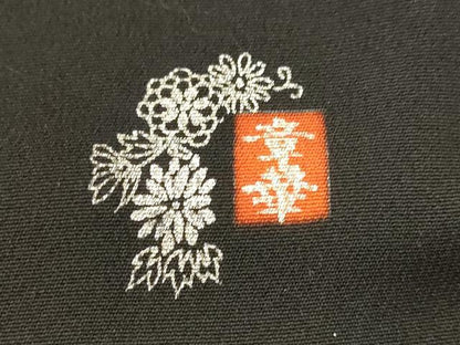 平和屋着物■豪華黒留袖　作家物　駒刺繍　色紙人物風景文　金彩　正絹　逸品　AABI8384st