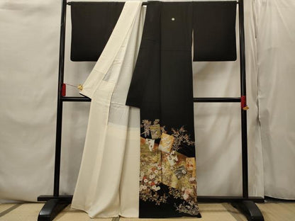 平和屋着物■豪華黒留袖　駒刺繍　色紙飛鶴花文　金銀彩　正絹　逸品　AABI8411st