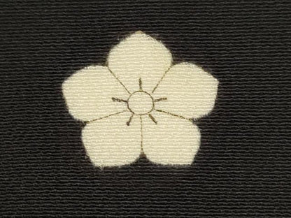 平和屋着物■豪華黒留袖　駒刺繍　草花文　暈し染め　金彩　ロング丈　正絹　逸品　AABI8454st