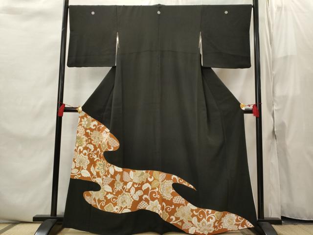 平和屋着物■豪華黒留袖　駒刺繍　更紗花文　金彩　正絹　逸品　AABI8461st