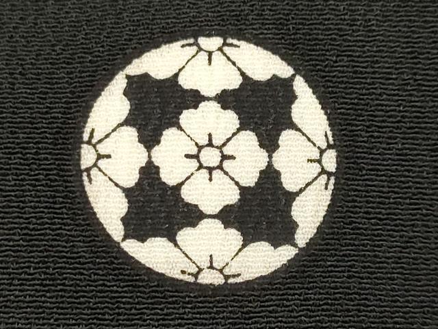 平和屋着物■豪華黒留袖　駒刺繍　更紗花文　金彩　正絹　逸品　AABI8461st
