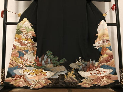 平和屋着物●豪華黒留袖　渡り橋風景草花文　金彩　正絹　逸品　AABI8483ph