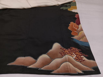 平和屋着物●豪華黒留袖　渡り橋風景草花文　金彩　正絹　逸品　AABI8483ph