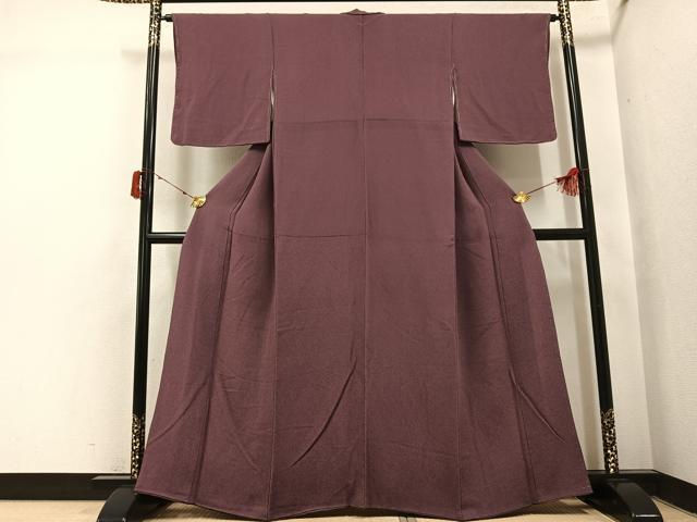 平和屋着物●上質な色無地　赤褐色　鬼しぼ縮緬　正絹　逸品　AABI8495ph
