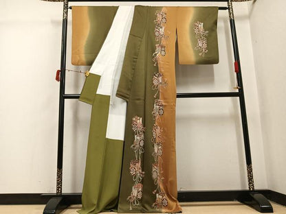 平和屋着物●訪問着　御所車地紙草花文　暈し染め　金彩　正絹　逸品　AABI8499ph