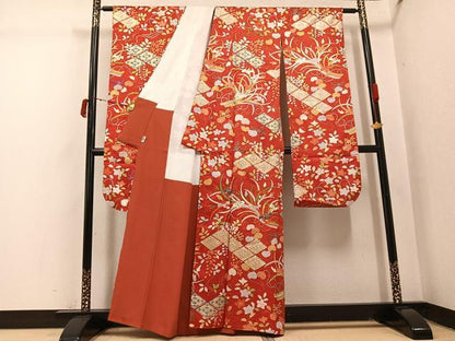 平和屋着物●豪華振袖　駒刺繍　草花文　松坂屋扱い　金彩　正絹　逸品　AABI8504ph