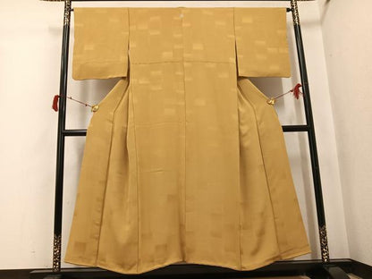 平和屋着物●上質な色無地 色紙吉祥花地紋 黄朽葉色 正絹 逸品 AABI8568ph