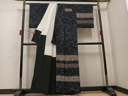 平和屋着物●訪問着　手描き　絞り　刺繍　雪輪草花文　金彩　正絹　逸品　未使用　AABI8573ph