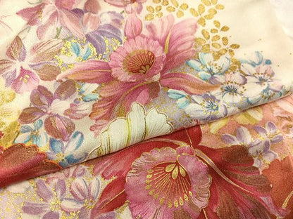 平和屋着物●紫綬褒章　巨匠『岩田専太郎』　振袖　駒刺繍　草花文　暈し染め　金彩　正絹　逸品　AABI8593ph