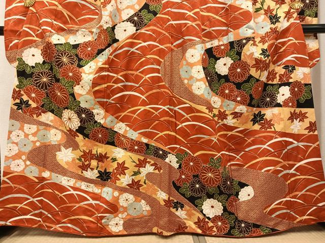 平和屋着物●豪華振袖 駒刺繍 草花文 金彩 正絹 逸品 AABI8631ph