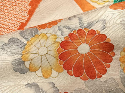 平和屋着物●豪華振袖 駒刺繍 絞り 草花文 金彩 正絹 逸品 AABI8635ph