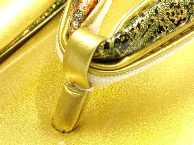 平和屋着物▼和装小物　和装バッグ・草履セット　金鷲本舗 東京謹製 キンワシ印　ハンドバッグ　唐草蔦の葉文　金銀彩　逸品　AABI8713ay