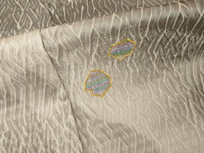 平和屋着物●訪問着　総絞り　駒刺繍　遠山重ね文　暈し染め　銀通し地　正絹　逸品　AABI8801ck