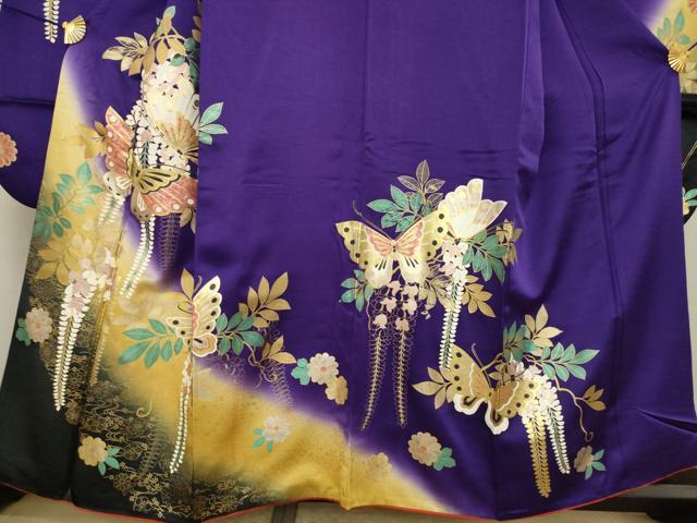 平和屋着物●豪華振袖　花蝶文　暈し染め　金彩　正絹　逸品　AABI8813ck