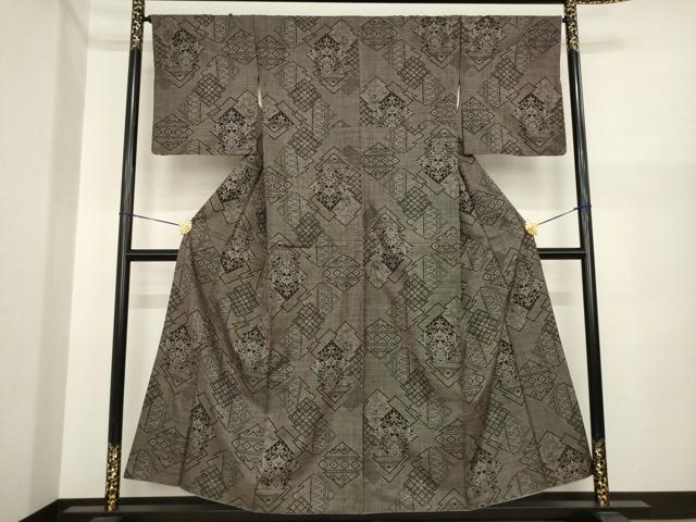 平和屋着物●本場大島紬　一元7マルキ　松皮菱花文　正絹　逸品　AABI8822ck
