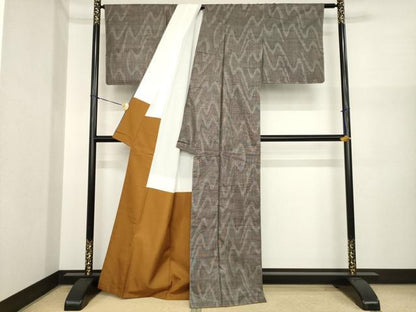 平和屋着物●本場大島紬　カタス9マルキ　流水文　正絹　逸品　AABI8824ck