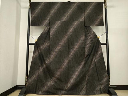 平和屋着物●本場大島紬　カタス9マルキ　幾何学文様　ロング丈　正絹　逸品　AABI8826ck