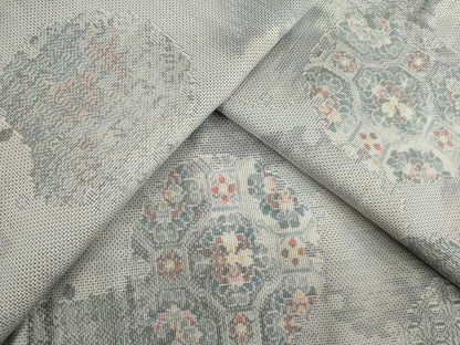 平和屋着物●本場大島紬　白大島　カタス9マルキ　総絣　雪輪花文　正絹　逸品　AABI8829ck